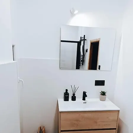 شقة Arbetick Piso Asequible Y Bien Comunicado *